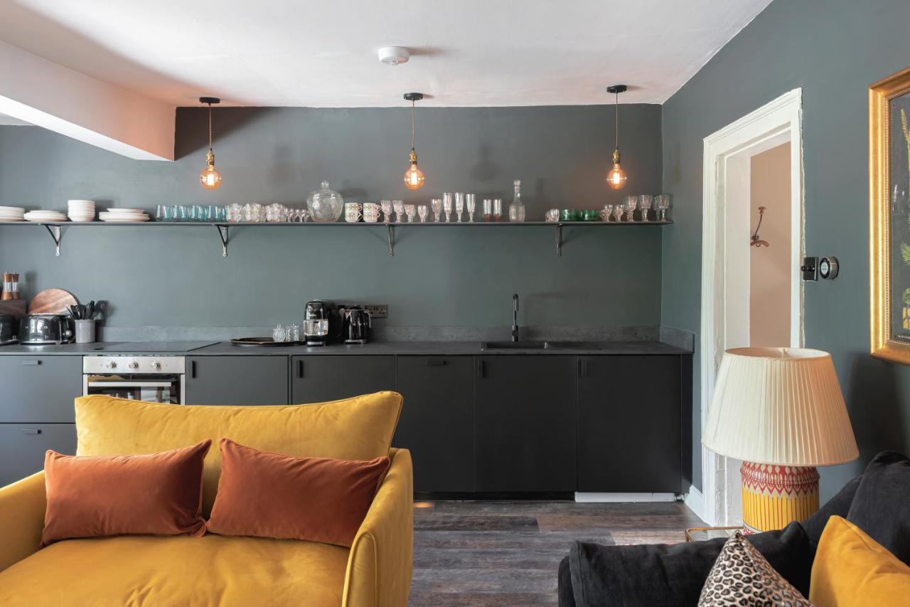 Central Apartment With Private Parking Bath Luaran gambar