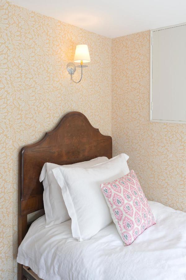 Central Apartment With Private Parking Bath Luaran gambar